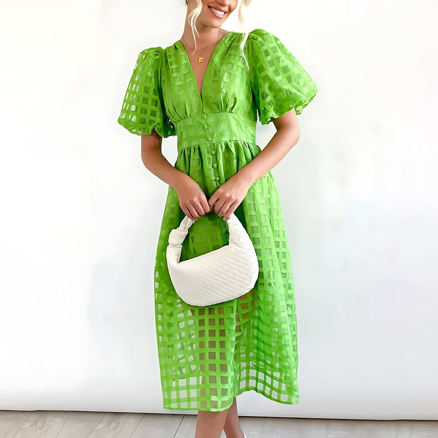 Charlotte | Neat and Elegant