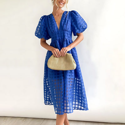 Charlotte | Neat and Elegant