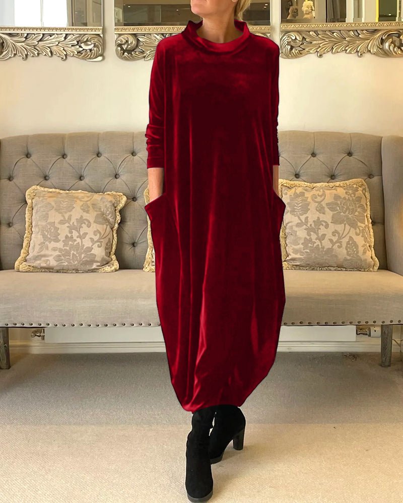 Rosie | Stylish velvet dress with pockets