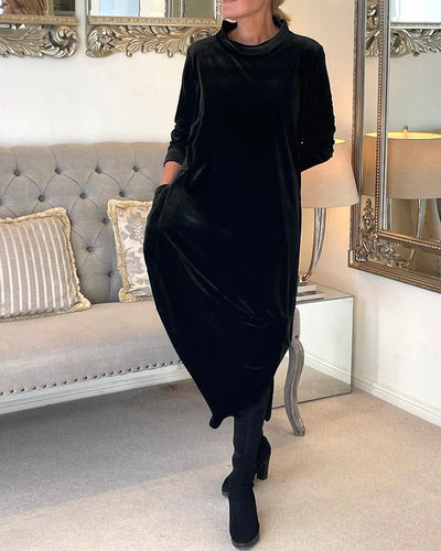 Rosie | Stylish velvet dress with pockets